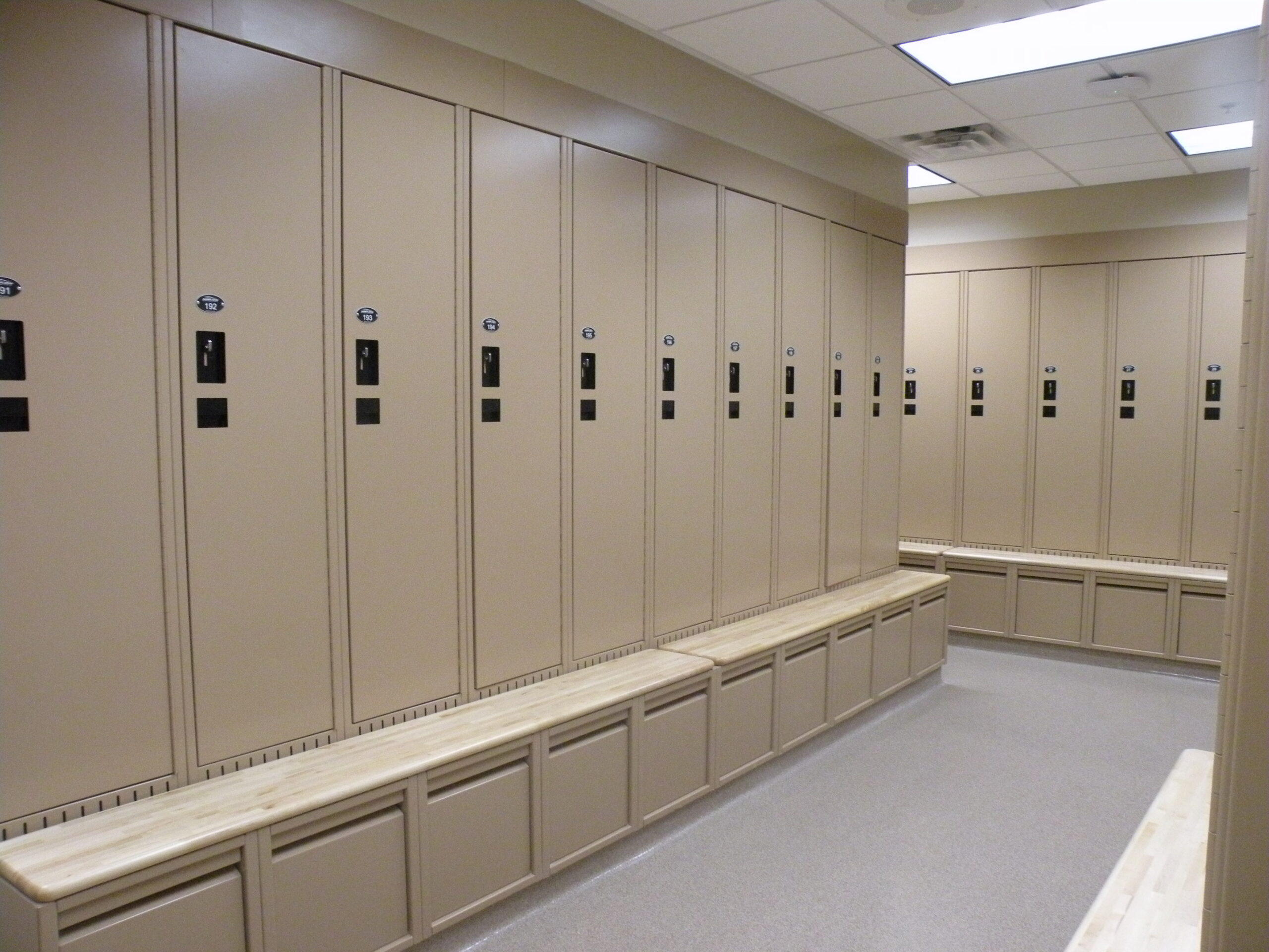 Airflow Wardrobe Lockers