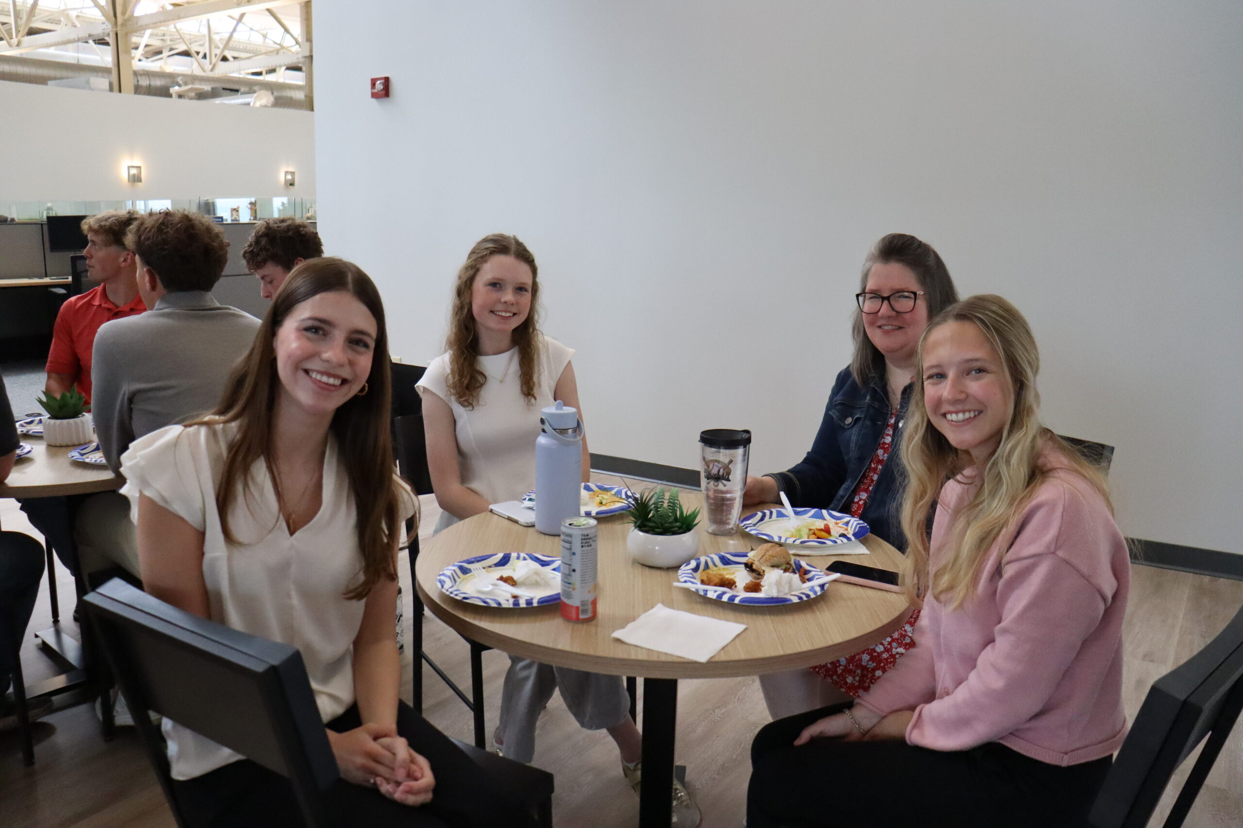 Intern Lunch Job Opportunities
